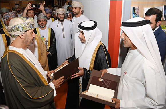 Ruler of Sharjah Gifts Latest Historical Works to Sultan of Oman