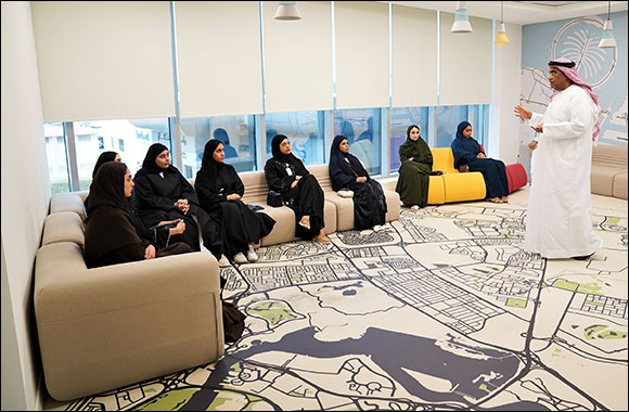 Dubai Customs receives university students for its 2024 summer training programs