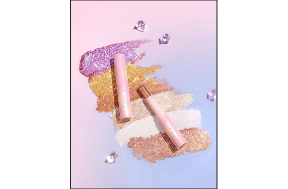 Enter Your High-Shine Era with the New SHEGLAM Crystal Jelly Glaze Stick