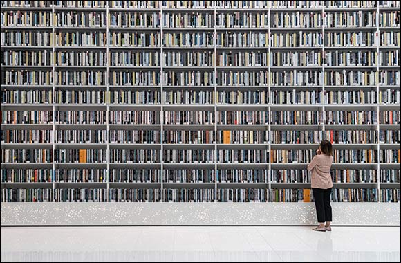 Mohammed Bin Rashid Library Gifts 5,000 Books to UAE Armed Forces as Part of ‘A World Reads' Initiative