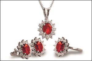 Liali Ruby Collection
