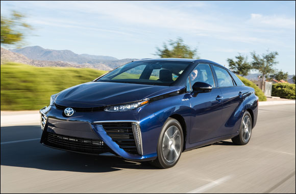 Toyota Mirai Sets Record for Zero-Emission Driving Range