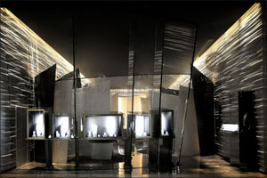 Versace Fine Jewellery unveils the new concept of its flagship boutique