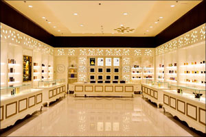 Rasasi Serves Up Fragrant Deals for DSF 2016