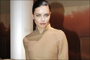 Celebrity Update: Adriana Lima in Max Mara