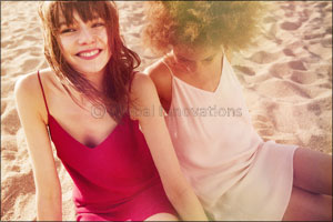 HOLIDAY LOOK BOOK Discover new summer garments with Bershka