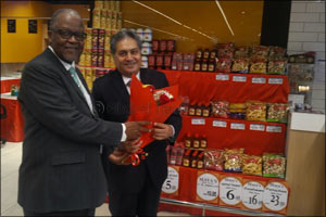 High Level Delegation from South Africa headed by Consul General visits Al Maya Supermarket