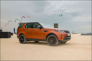 World's Best Family SUV – the All-New Land Rover Discovery Makes its Debut in the United Arab Emirates