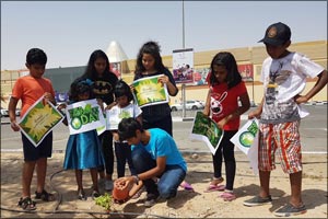 Dubai Outlet Mall celebrates Environment Day 2017 by planting saplings with kids from the community