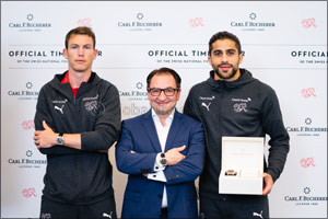 Great Moments  Manero Flyback accompanies Swiss National Soccer Team  To  Russia