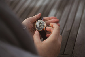 Toric Hémisphères Rétrograde Slate The traveller's watch featuring a new guilloché dial