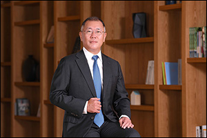 Euisun Chung Inaugurated as Chairman of Hyundai Motor Group, Opening a New Chapter in History
