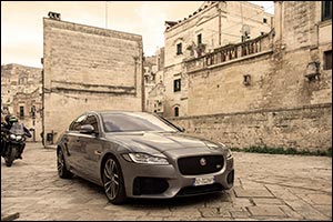 Bid for Bond: No Time to Die Defenders, Range Rover and Jaguar in 007 Charity Auction at Christie's