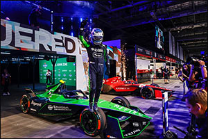 Nick Cassidy Win Clinches Teams' World Championship for Envision Racing