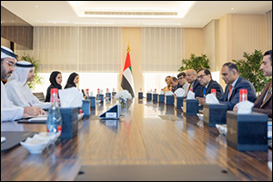 Mohamed bin Hadi Al Hussaini, Pakistan's Minister of Finance discuss ways to enhance cooperation in financial fields