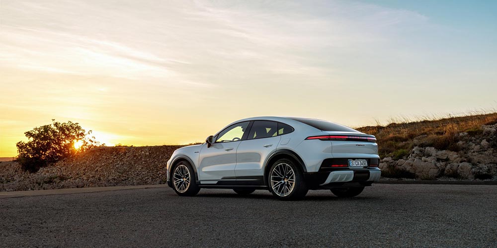 Inspired by an icon: the new Cayenne Coupé Electric