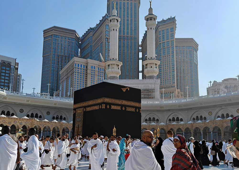 Securing Hajj Permits via Official Channels Key to Accessing Premium Services, Says Saudi Ministry