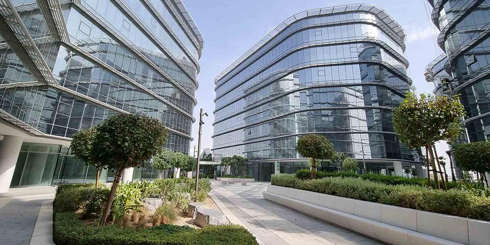 Dubai CommerCity partners with Dubai Customs, Dubai Municipality and NAQEL Express to enhance cross-border e-commerce platform