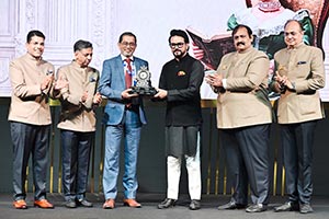 Malabar Group Vice Chairman Abdul Salam K.P Recognised with the JAS Global Jewellery Retail Leadership Award at JEA 2026
