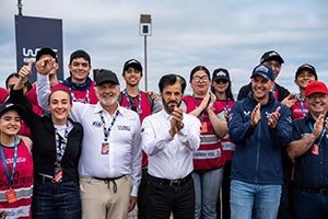 Paraguayan President Santiago Peña and FIA President Mohammed Ben Sulayem celebrate the start of a new era of rallying in Encarnación