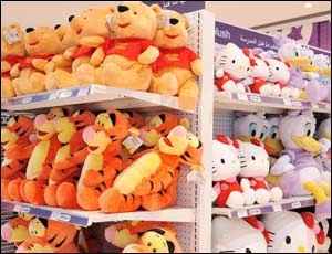 Toys “R” Us celebrates new look store at Sahara Centre