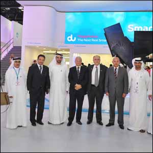 Egyptian telecom minister Eng. Atef Helmy visits du at GITEX 2013