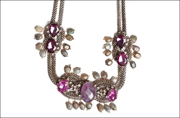 Uterqüe Pieces to Accentuate