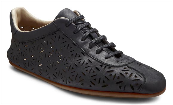 Discover new locales with the ECCO Nature Stories collection