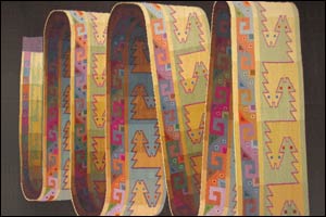 "ANDEAN DREAMS” Master Weaver from Peru to exhibit in Dubai