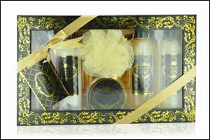 Adore Spa Gift Set – Pamper your loved ones with this exclusive hamper!