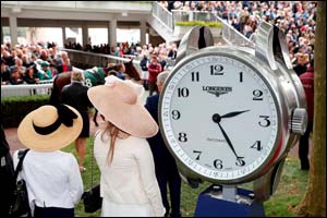 Longines precision timing for the Qatar Prix de l'Arc de Triomphe