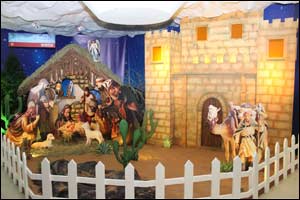 Joyalukkas creates the Biggest Christmas crib
