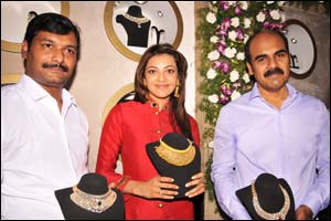 Malabar Gold & Diamonds opened its new outlet in Andhra Pradesh