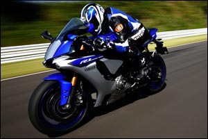The Yamaha R1 witnesses a thrilling launch in Dubai in the presence of MotoGP World Champion Jorge Lorenzo